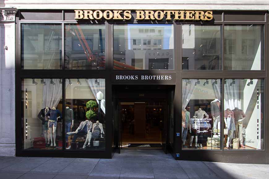 brooks outlet seattle